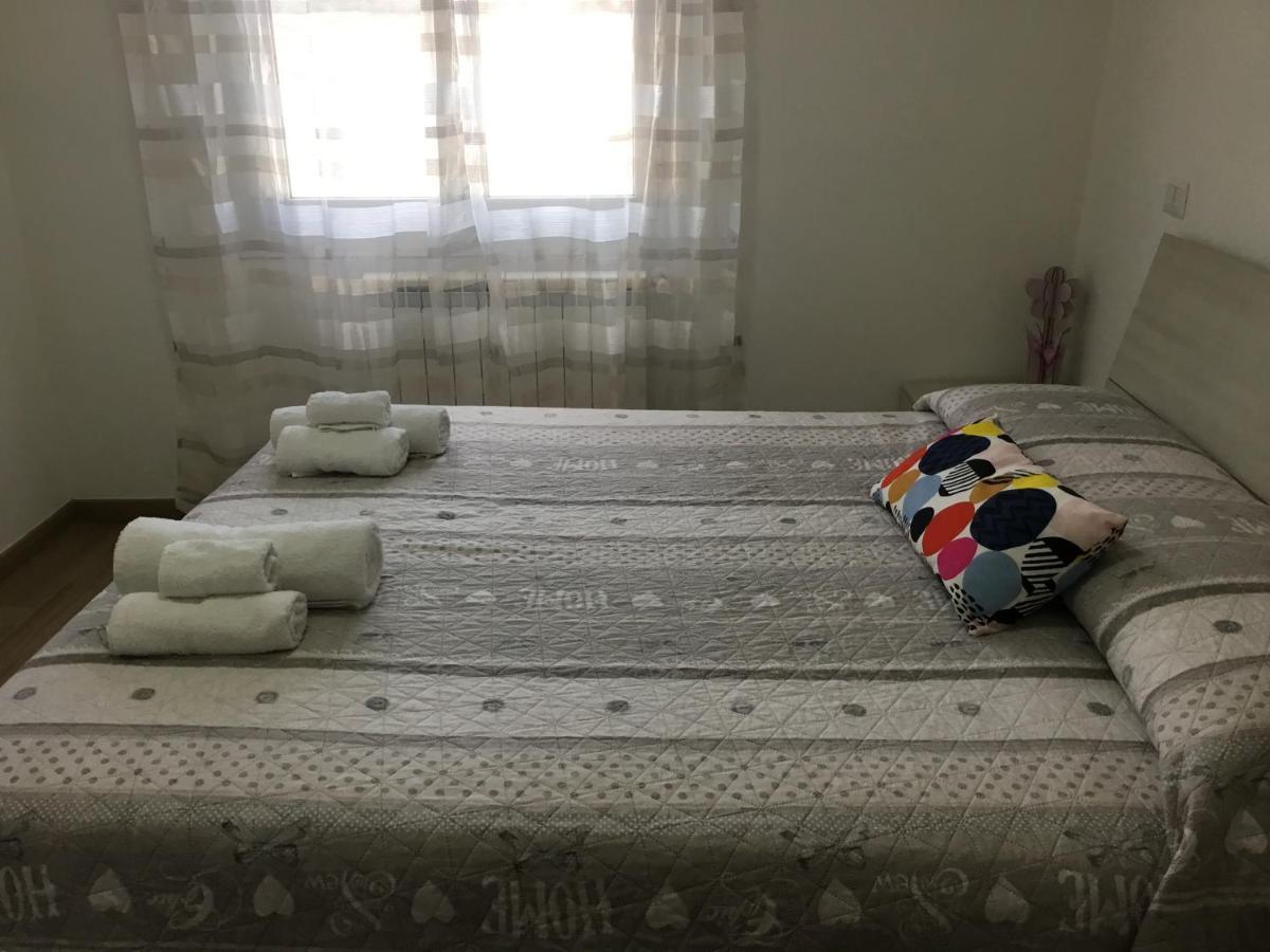 Casa Ginni Con Piscina E Giardino Caravonica Екстериор снимка